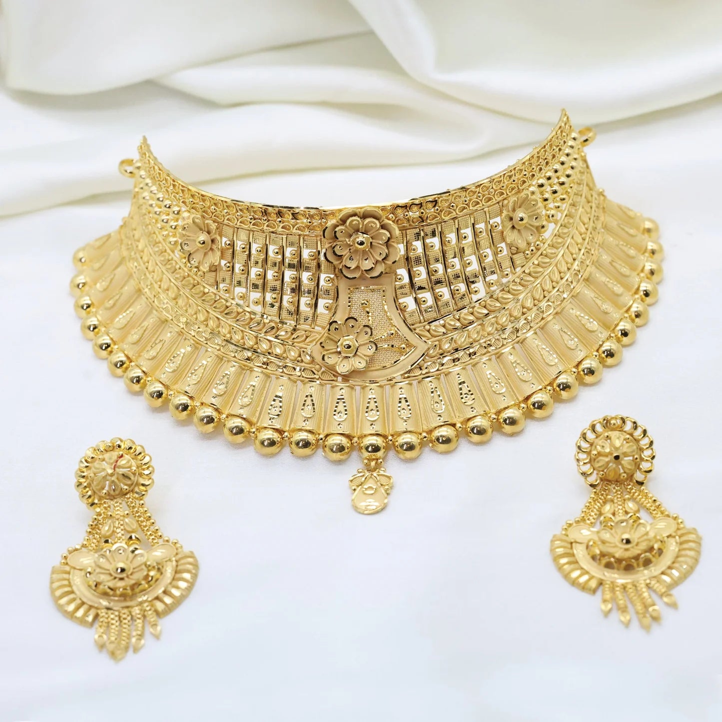 24kt Gold Plated Golden Choker Set - Handa Bangles