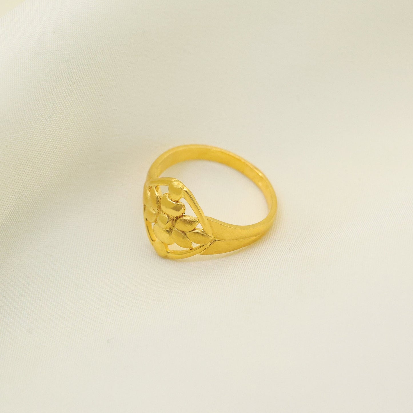 24kt Gold Plated Floral Design Ladies Ring_530 HANDA