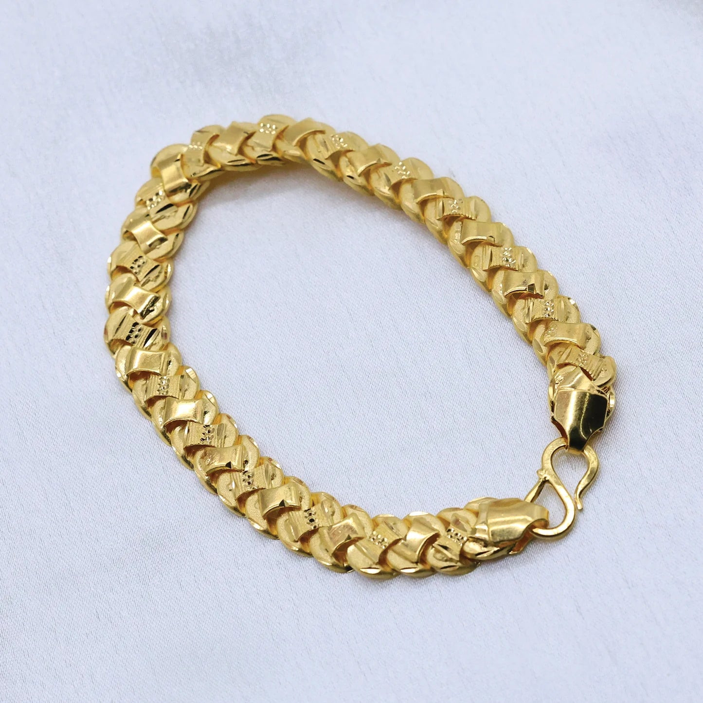24Kt Gold Plated Beautiful Design Dailywear Gents Bracelet - Handa Bangles