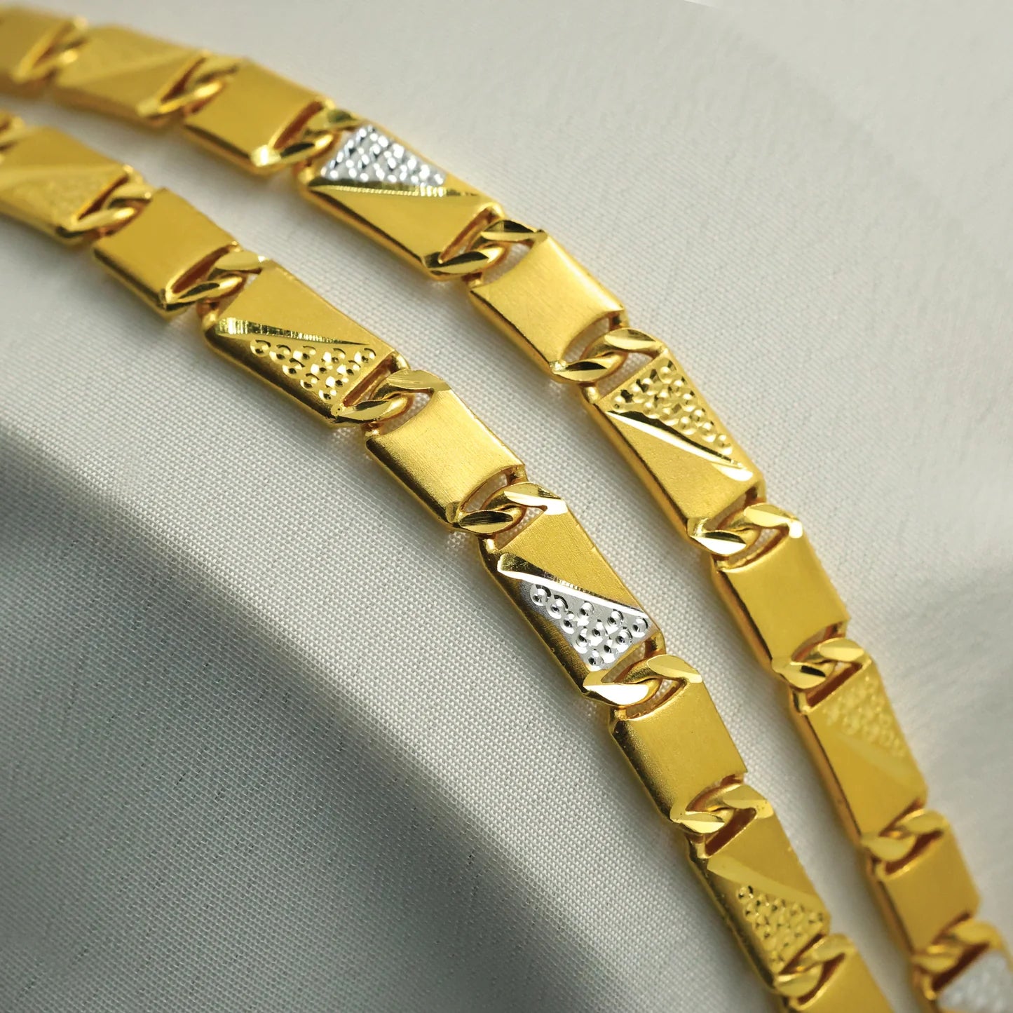 24Kt Gold Plated Nawabi Design Rhodium Polish Gents Chain - Handa Bangles