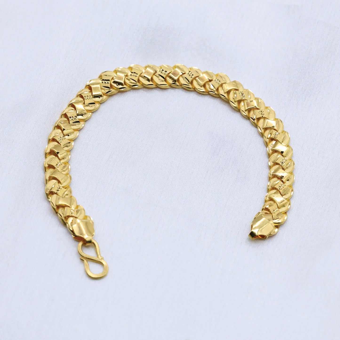 24Kt Gold Plated Beautiful Design Dailywear Gents Bracelet - Handa Bangles